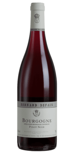 Bernard Defaix Bourgogne Pinot Noir Belichaamt De Tijdloze Charme En Verfijning Van De Beroemde Bourgondische Wijnstreek.