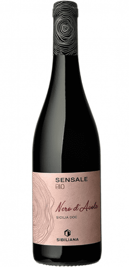 Ontdek de prachtige wereld van Sibiliana Sensale Nero d'Avola, een wijn die levendigheid en verfijning combineert tot een onvergetelijke ervaring.
