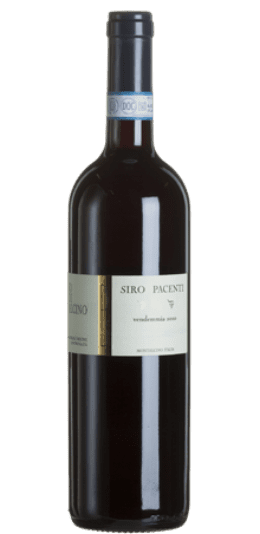 Rosso di Montalcino, onderscheidt zich vaak door druiven die niet tot het directe herkomstgebied van de Brunello di Montalcino behoren. Siro Pacenti, een gerenommeerde naam in de wijnwereld, volgt deze traditie, maar met een twist.