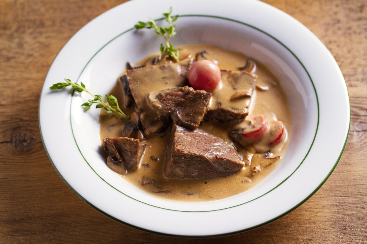Kalfsvlees met champignon roomsaus