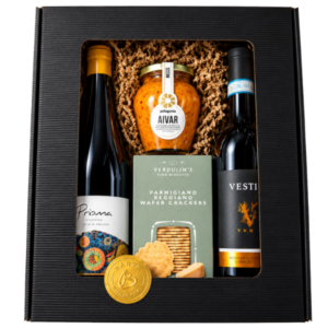 Geschenkverpakking met Venea Vestigo, Venea Prisma en mediterrane delicatessen